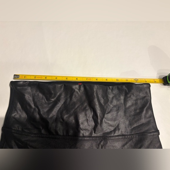 Poprageous PopActive Obsidian Wet Sheen Dream Yoga Leggings - size large - Picture 6 of 11